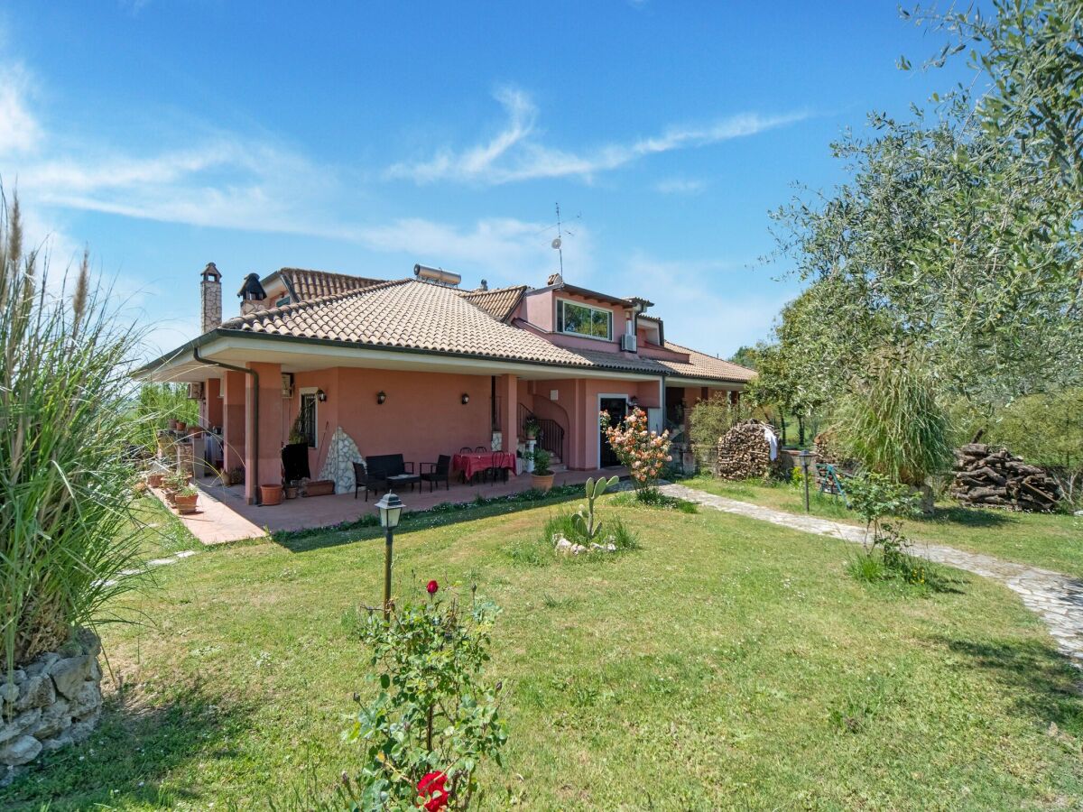 Villa Cretone Enregistrement extérieur 1