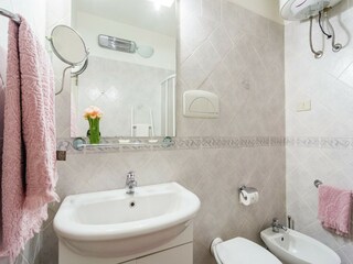 Holiday house Chiassa Superiore Features 32