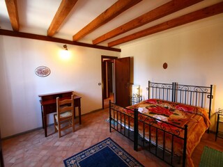 Farmhouse Lubriano Features 34