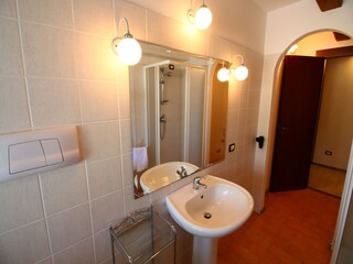 Farmhouse Lubriano Features 36