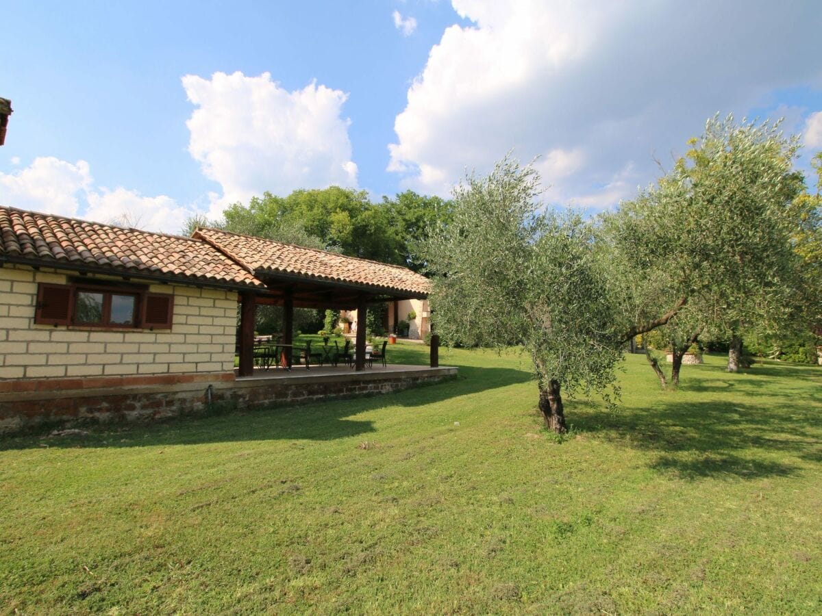 Ferienhaus Selci Außenaufnahme 11