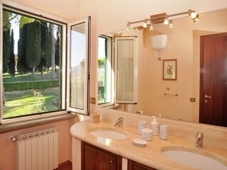Villa Magliano Sabina Caratteristiche 25