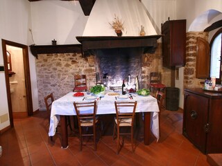 Castillo Collazzone Características 23