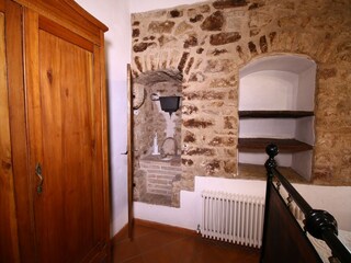 Castle Collazzone Features 20