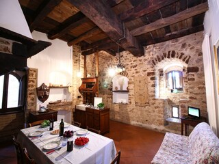 Castle Collazzone Features 22