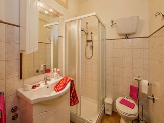 Farmhouse Paciano Features 29