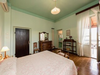 Farmhouse Paciano Features 23
