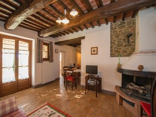Farmhouse Paciano Features 31