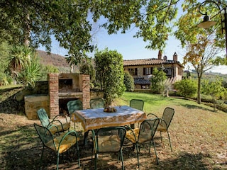 Farmhouse Paciano  39