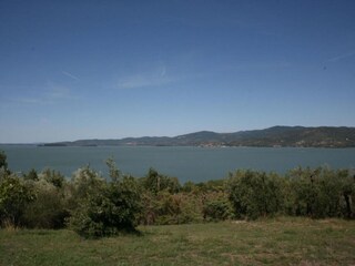 Holiday house Magione Environment 28