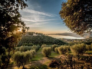 Holiday house Magione Environment 31
