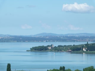 Holiday house Magione Environment 31