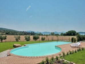Landhaus Wunderschönes Herrenhaus am Monte del Lago mit Seeblick - Magione - image1
