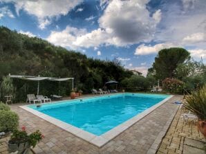 Maison de vacances Appartement attrayant avec piscine - Bettona - image1