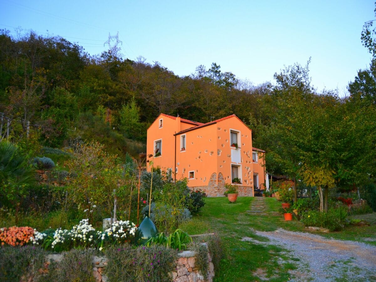 Ferienhaus Vezzi Portio Außenaufnahme 8