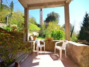 Ferienhaus auf einem Hügel mit Balkon - Borghetto di Vara - image1