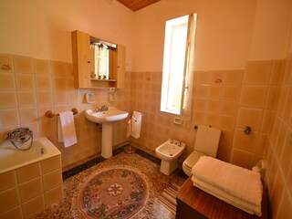 Ferienhaus Borghetto di Vara Ausstattung 15