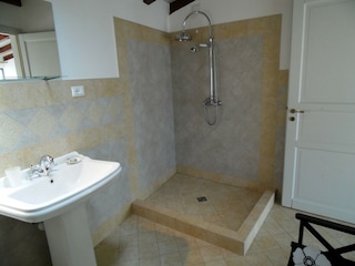 Apartment Marone Ausstattung 17