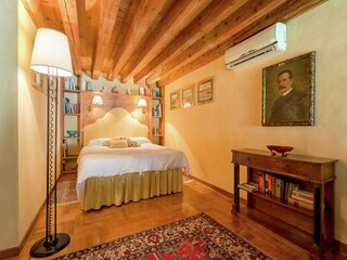 Schloss Piombino Dese Ausstattung 24