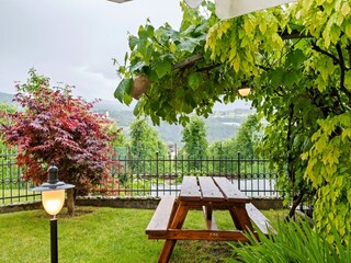 Appartement Brez Buitenaudio-opname 8