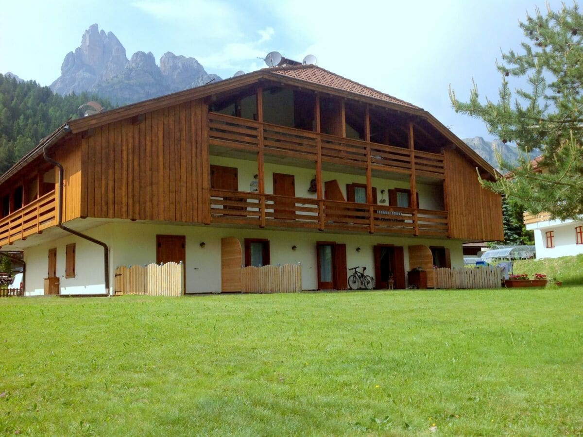 Chalet Vigo di Fassa Buitenaudio-opname 1