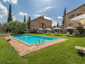 Casa de vacaciones Acogedora casa de campo en Tavarnelle Val di Pesa con piscina - Tavarnelle Val di Pesa - image1