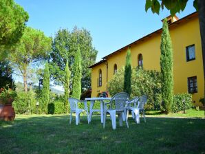 Holiday house Modern holiday home in Vinci with swimming pool - Vinci - image1