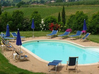 Farmhouse Vinci Outdoor Recording 6