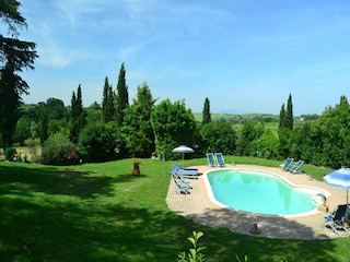 Farmhouse Vinci Outdoor Recording 13