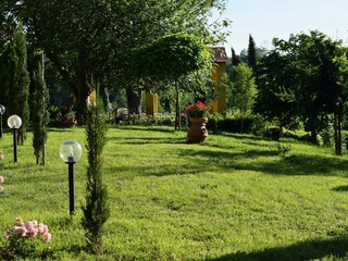 Farmhouse Vinci Outdoor Recording 8