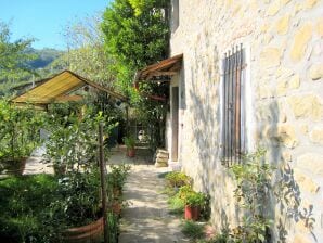 Maison de vacances maison de campagne à Marliana avec jardin - Marliana - image1