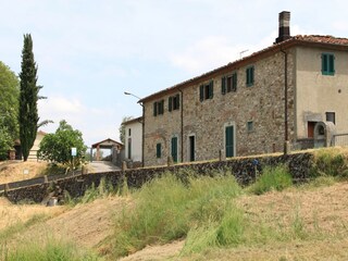 Bauernhof San Baronto Außenaufnahme 10