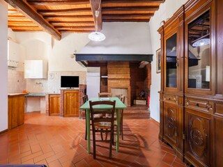 Farmhouse San Baronto Features 28
