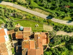 Hermosa casa de vacaciones cerca del lago en Lizzanello - Sarripoli - image1