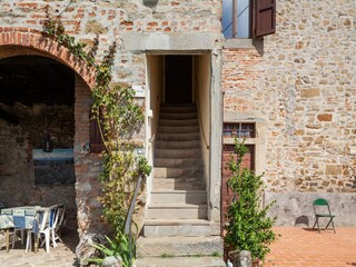 Farmhouse Pian di Scò Features 22