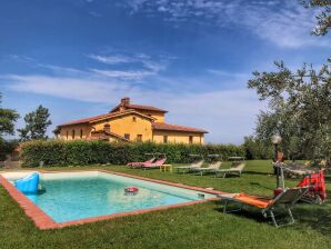 Apartment Charmantes Ferienhaus in der Toskana mit Pool - Castelfranco Piandiscò - image1