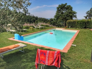 Appartement Castelfranco di Sopra Buitenaudio-opname 13