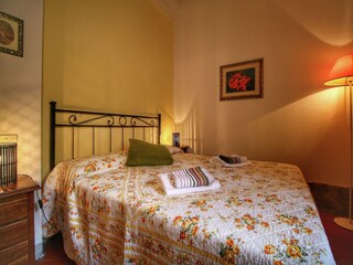 Farmhouse Bucine Features 35