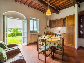 Farmhouse Bucine Features 12