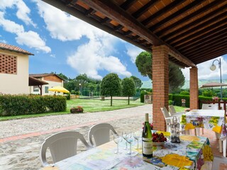 Farmhouse Bucine Outdoor Recording 5