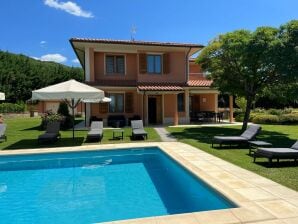 Bellissima Villa in Toscana con Piscina Privata - Loro Ciuffenna - image1