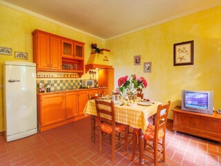 Farmhouse Loro Ciuffenna Features 35