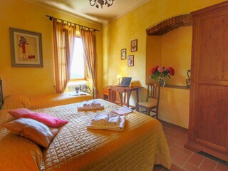Farmhouse Loro Ciuffenna Features 26