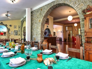 Villa Chiassa Superiore Ausstattung 26
