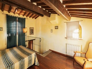 Farmhouse Cortona Features 32