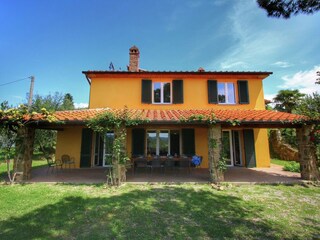 Vakantiehuis Lucignano Buitenaudio-opname 4