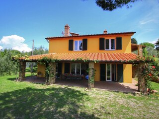 Vakantiehuis Lucignano Buitenaudio-opname 5