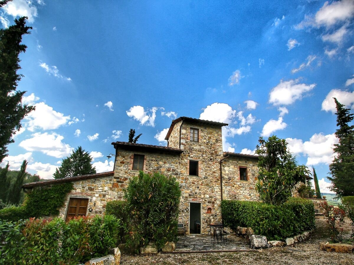 Appartement Radda in Chianti Buitenaudio-opname 1