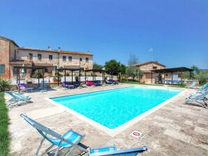 Ferienhaus Cabaña en Asciano con piscina y terraza