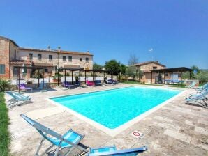 Holiday house Hütte in Asciano mit Pool und Terrasse